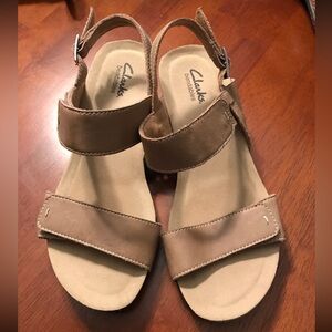 Clarks Bendable Sandals
